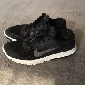 Nike’s women’s size 8